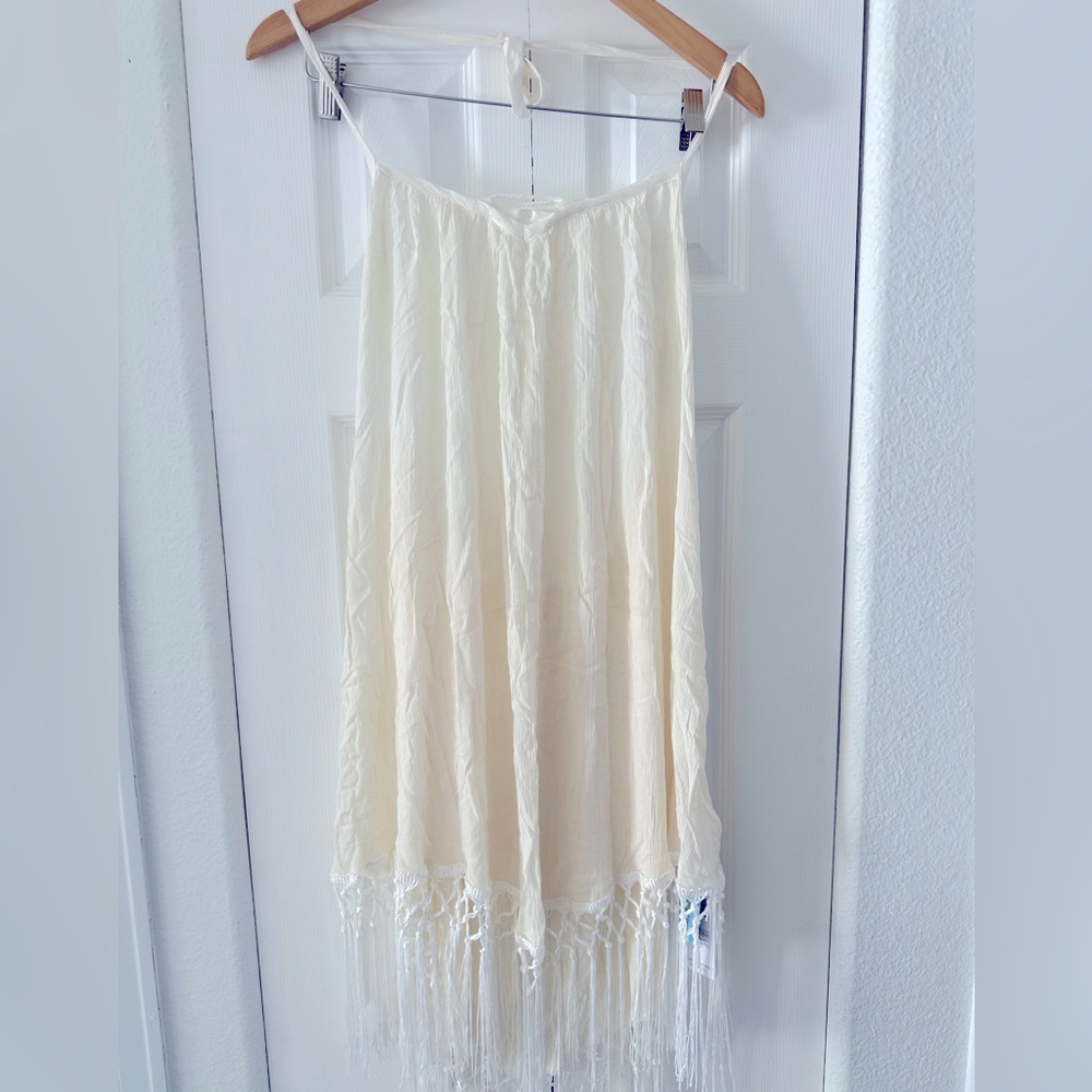 Cupshe women’s swimwear coverup. One size. Brand new with tags.